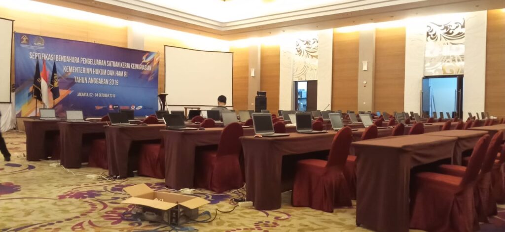 sewa laptop tanggerang
